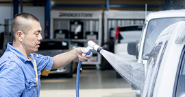 アイシン自動車会社案内